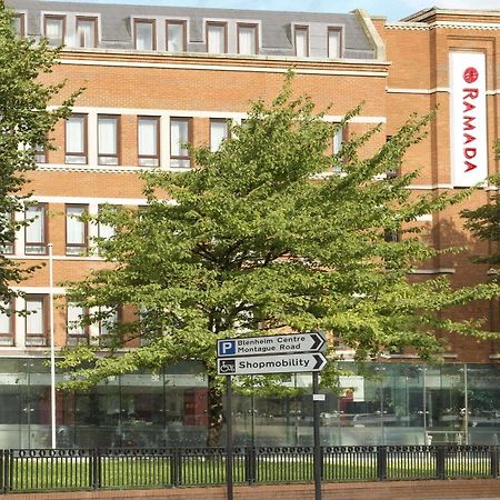 Ramada Hounslow - Heathrow East Eksteriør billede