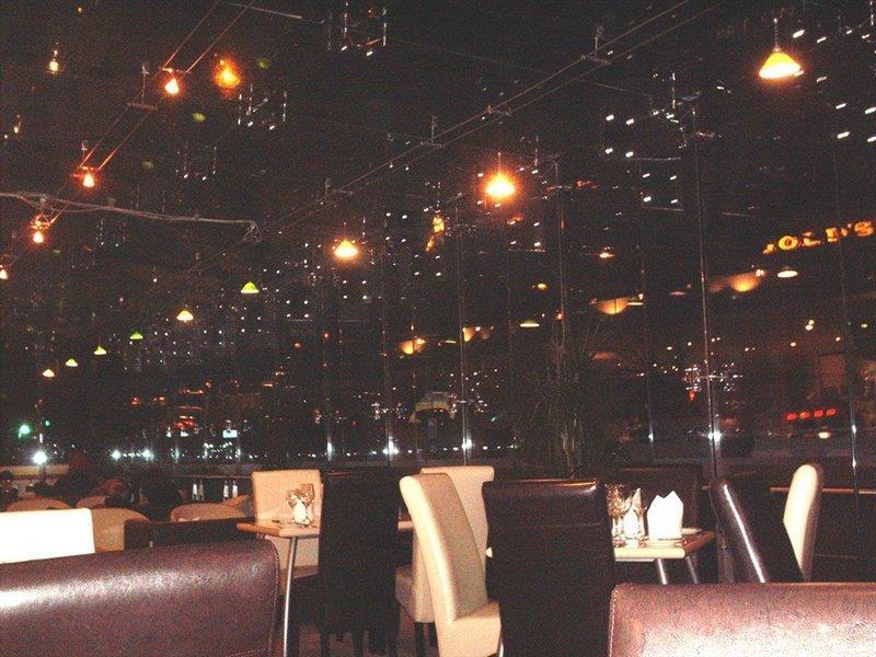 Ramada Hounslow - Heathrow East Eksteriør billede