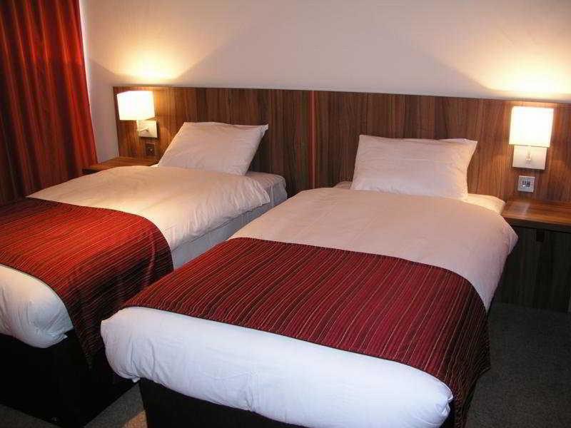 Ramada Hounslow - Heathrow East Værelse billede